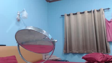 Snapshot of ninewladyboy chatting on October 9, 3:32 pm ninew online show from October 9, 3:32 pm
