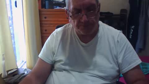 Dennis online show from October 20, 3:45 pm