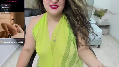 Snapshot of niraksil chatting on January 8, 3:39 pm Niraksil online show from January 8, 3:39 pm