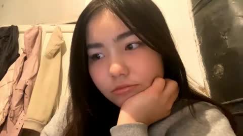 Snapshot of nitadecember chatting on December 17, 10:21 am Molly online show from December 17, 10:21 am