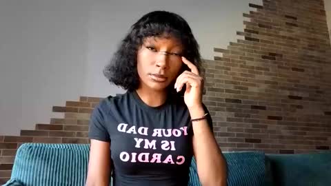 NIVIA WOLFE online show from May 1, 3:33 am