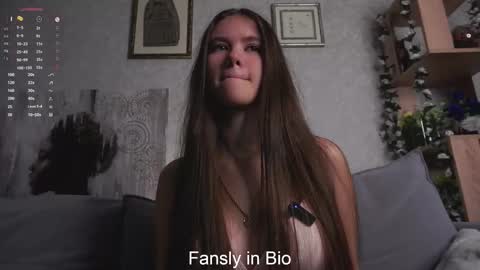 Snapshot of no_money_no_problem chatting on October 22, 1:06 am Xany online show from October 22, 1:06 am