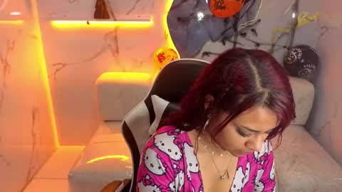 Snapshot of noa_tp chatting on October 27, 12:31 pm Noa online show from October 27, 12:31 pm