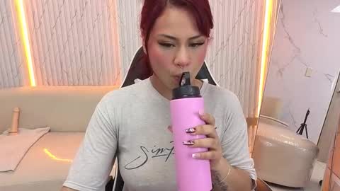 Snapshot of noa_tp chatting on November 28, 1:03 pm Noa online show from November 28, 1:03 pm