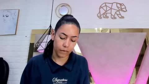 Zoe  online show from February 20, 12:38 pm