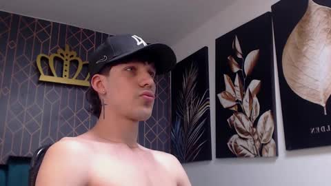 Noah Brigth online show from March 2, 3:34 am