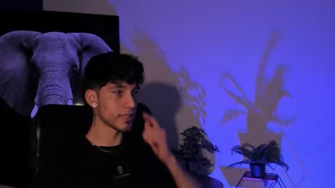 Noah Brigth online show from October 9, 2:53 am