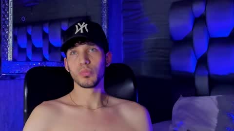 Noah Brigth online show from October 27, 5:55 am