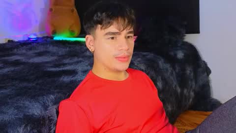 Snapshot of noah_coleman__ chatting on October 9, 3:37 am NOAH online show from October 9, 3:37 am