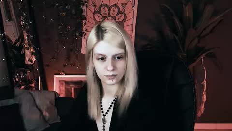 Snapshot of noah_elmer chatting on November 10, 10:20 pm REAL name LiaDM are always open online show from November 10, 10:20 pm