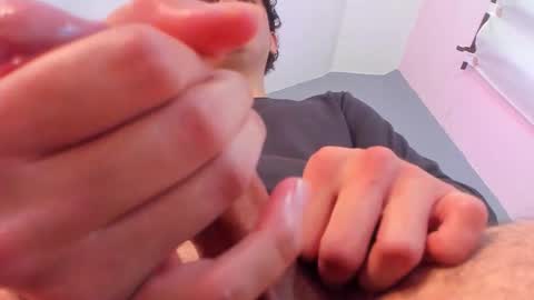 Noah Ferrary online show from November 6, 8:43 pm