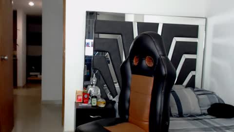 Snapshot of noah_harris01 chatting on January 24, 2:28 am Noah Harris01 online show from January 24, 2:28 am