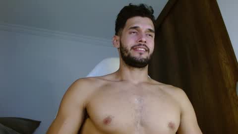 Snapshot of noah_jhonsonn chatting on January 9, 5:02 am Noah online show from January 9, 5:02 am