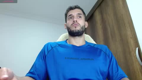Snapshot of noah_jhonsonn chatting on February 27, 10:42 pm Noah online show from February 27, 10:42 pm