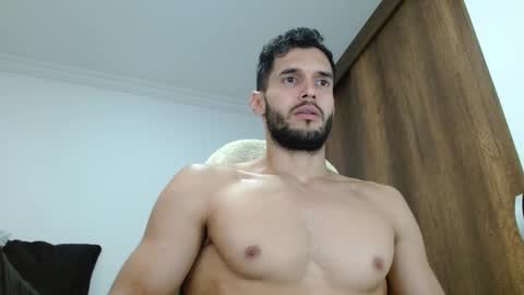 Snapshot of noah_jhonsonn chatting on March 2, 1:16 pm Noah online show from March 2, 1:16 pm