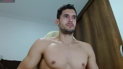 Snapshot of noah_jhonsonn chatting on March 9, 11:47 am Noah online show from March 9, 11:47 am