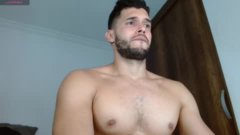Snapshot of noah_jhonsonn chatting on October 17, 4:31 pm Noah online show from October 17, 4:31 pm