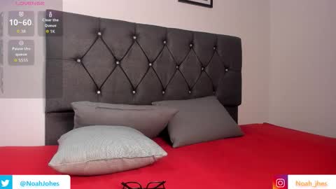 Snapshot of noah_johes chatting on October 22, 3:51 am noah_johes online show from October 22, 3:51 am