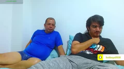 Snapshot of noah_meyer_ chatting on October 26, 12:05 am noah_meyer_ online show from October 26, 12:05 am