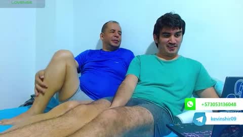 Snapshot of noah_meyer_ chatting on November 30, 1:42 am noah_meyer_ online show from November 30, 1:42 am