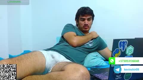 Snapshot of noah_meyer_ chatting on December 16, 6:29 am noah_meyer_ online show from December 16, 6:29 am