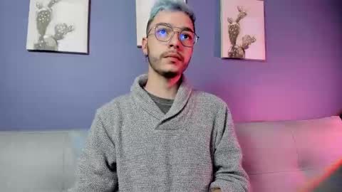    online show from March 3, 12:05 pm