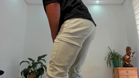 LIAM- noah online show from February 18, 1:18 pm