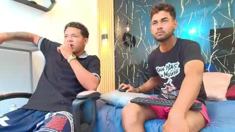       online show from January 11, 11:26 am