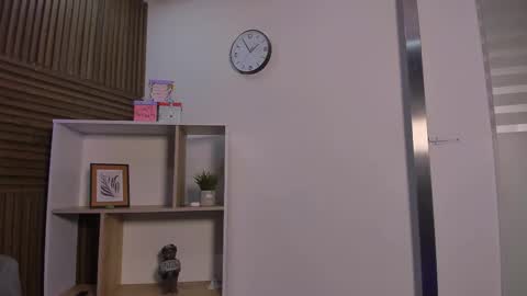 Snapshot of noahwolff_1 chatting on February 27, 4:56 am Noah Wolf online show from February 27, 4:56 am