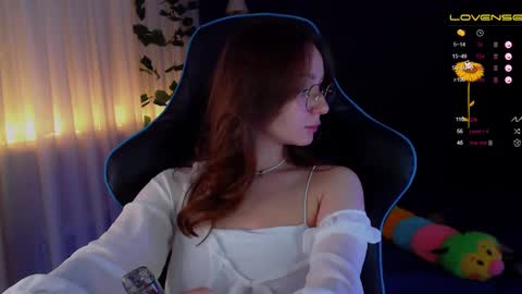 Snapshot of nochnoye_soltse chatting on December 2, 11:18 pm Sun or Luna online show from December 2, 11:18 pm