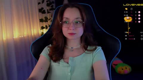 Snapshot of nochnoye_soltse chatting on December 3, 8:50 pm Sun or Luna online show from December 3, 8:50 pm