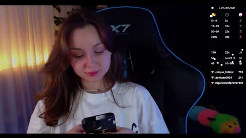 Snapshot of nochnoye_soltse chatting on January 20, 11:43 pm Sun or Luna online show from January 20, 11:43 pm