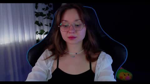 Snapshot of nochnoye_soltse chatting on March 3, 8:43 pm Sun or Luna online show from March 3, 8:43 pm