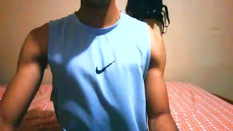 Snapshot of nofacebaby_ chatting on December 4, 5:43 pm nofacebaby_ online show from December 4, 5:43 pm