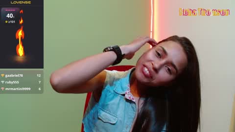 Snapshot of noha_thomson chatting on December 9, 9:58 pm Noha Thomson online show from December 9, 9:58 pm