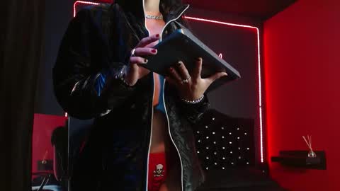 Snapshot of noha_thomson chatting on October 28, 8:33 pm Noha Thomson online show from October 28, 8:33 pm