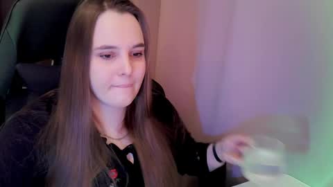 noir_ember_ online show from March 16, 2:54 pm