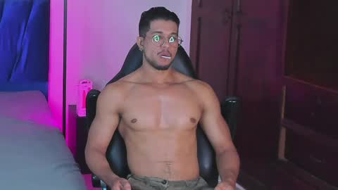 Im Nolan  online show from March 30, 9:38 pm