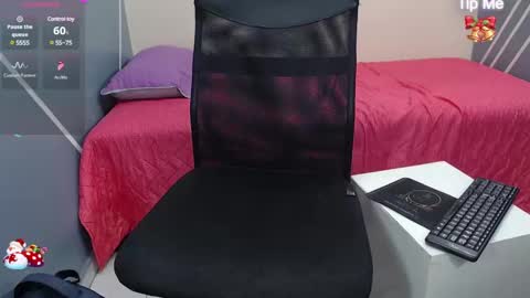 Nolan  online show from December 27, 9:11 pm