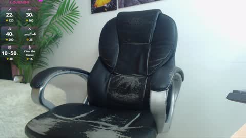 Nolan  online show from January 19, 8:30 pm