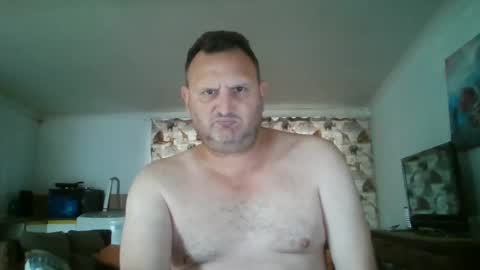 Snapshot of nollie244 chatting on December 20, 6:08 am Nollie online show from December 20, 6:08 am