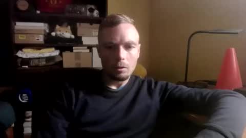 J. online show from November 3, 7:15 pm