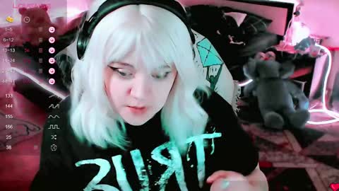 Noori online show from February 11, 1:41 am