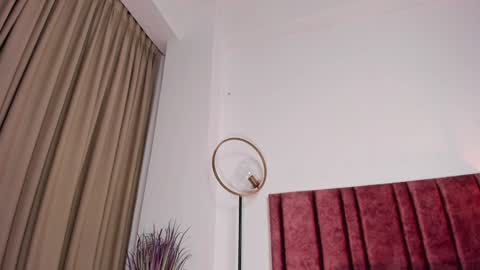 Snapshot of nora_dasilva chatting on January 8, 3:51 am Nora Da Silva online show from January 8, 3:51 am