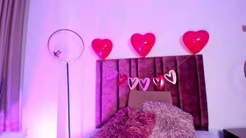 Snapshot of nora_dasilva chatting on February 15, 12:48 am Nora Da Silva online show from February 15, 12:48 am