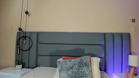 Snapshot of nora_dasilva chatting on September 25, 1:09 am Nora Da Silva online show from September 25, 1:09 am