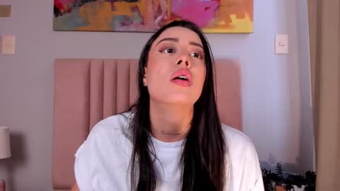 Snapshot of nora_dasilva chatting on October 13, 6:08 pm Nora Da Silva online show from October 13, 6:08 pm