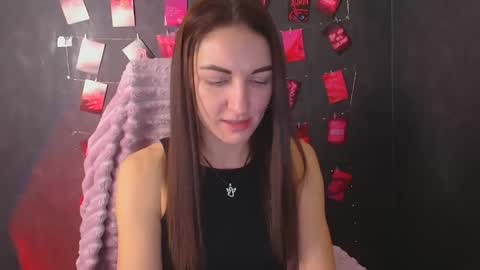 Nora online show from December 17, 11:44 pm