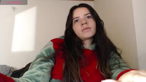 noreen_ online show from November 18, 3:23 am