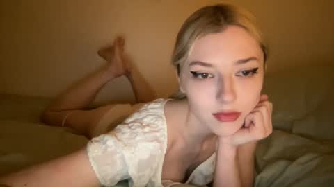 Snapshot of noscandal chatting on February 26, 11:59 pm noscandal online show from February 26, 11:59 pm